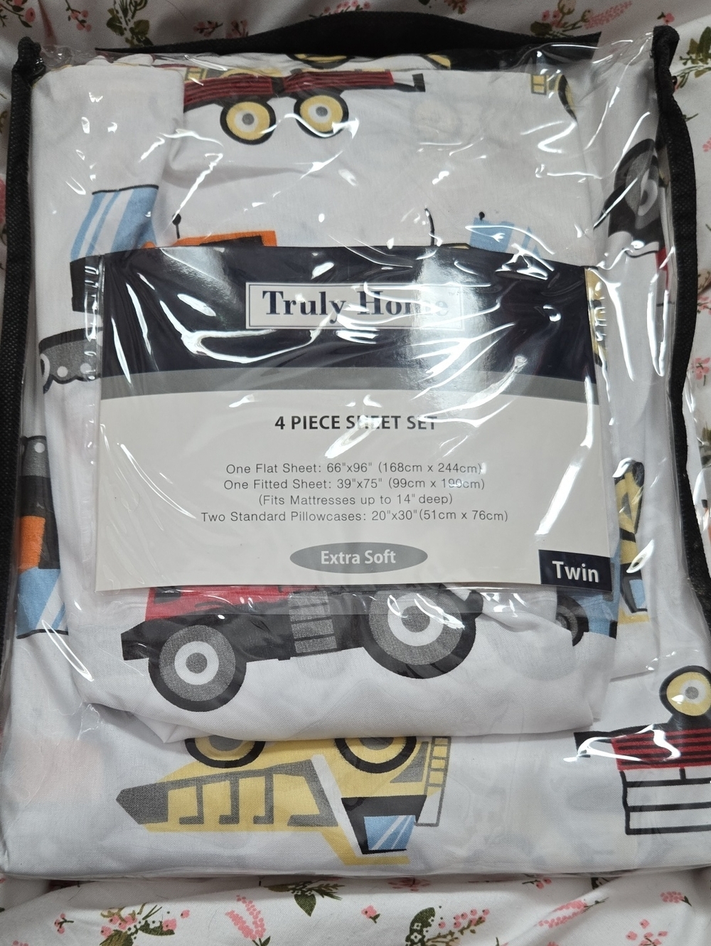 Twin Sheet Set - White Transport Vehicles Print